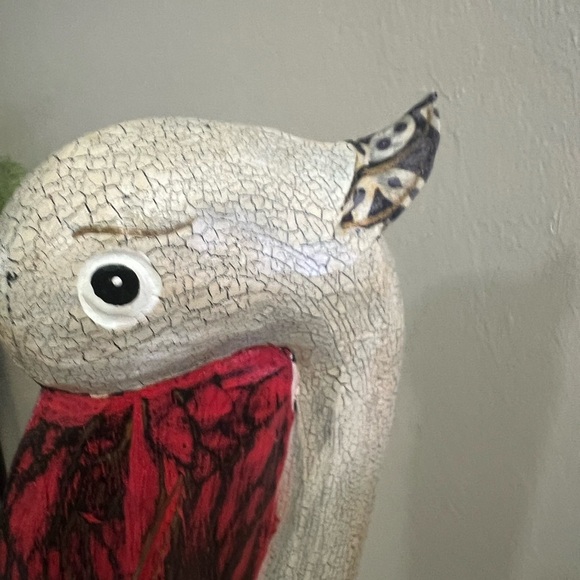 Handcrafted Pelican Figurines - Red and Cream wood material. - Picture 6 of 11